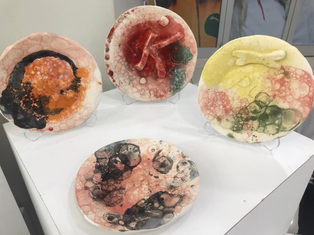 Seramik Kulübü Öğrencilerinin ‘Baloncuk’ Tasarım Tabakları… 