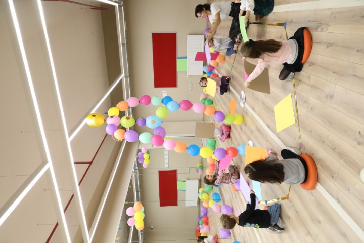 Atölyelerde Renkli ve Neşeli Anlar!