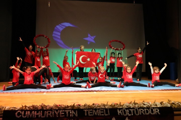 Cumhuriyetimizin 102. Yılı Coşkuyla Kutlandı!