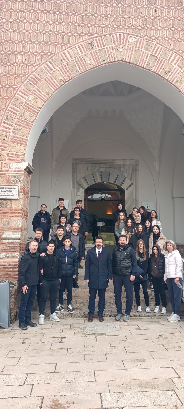 Kültür ve Medeniyet Kulübü Bursa’nın Tarihi Değerlerini Keşfetti