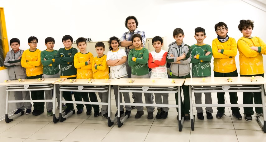 Elektronik Robot Kulübü Uçak Modeli Tasarladı...